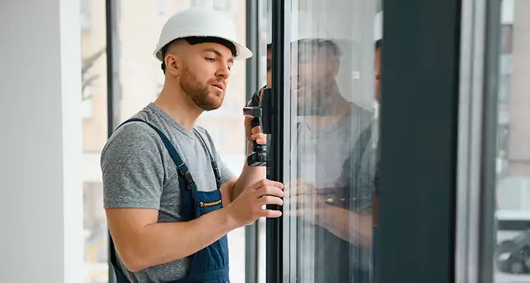 Glass Door Repair in Bloomingdale, FL