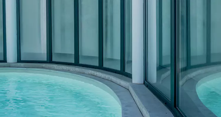 Repair Polyester Screen for Pool Enclosure in Bloomingdale, FL