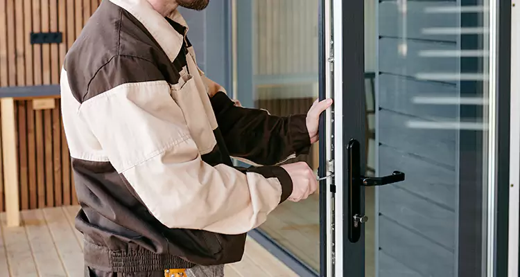 Fix Patio Screen Door Rollers in Bloomingdale, FL
