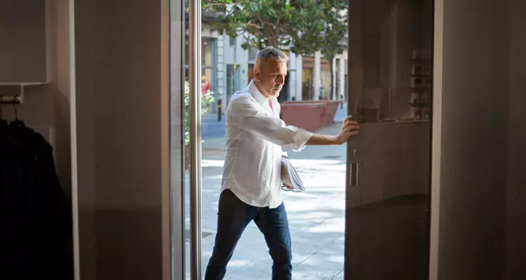 Track Cleaning and Repair for Stuck Doors in Bloomingdale, FL