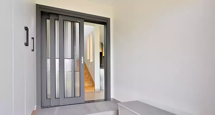 Fix Sliding Patio Door Rollers in Bloomingdale, FL